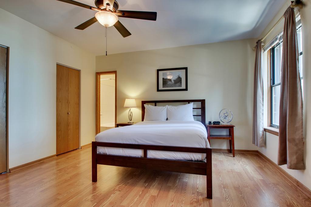Dewitt Hotel And Suites Chicago Zimmer foto